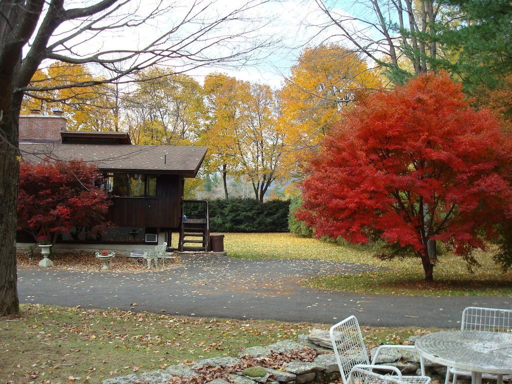 The Cottage Стокбридж Екстериор снимка