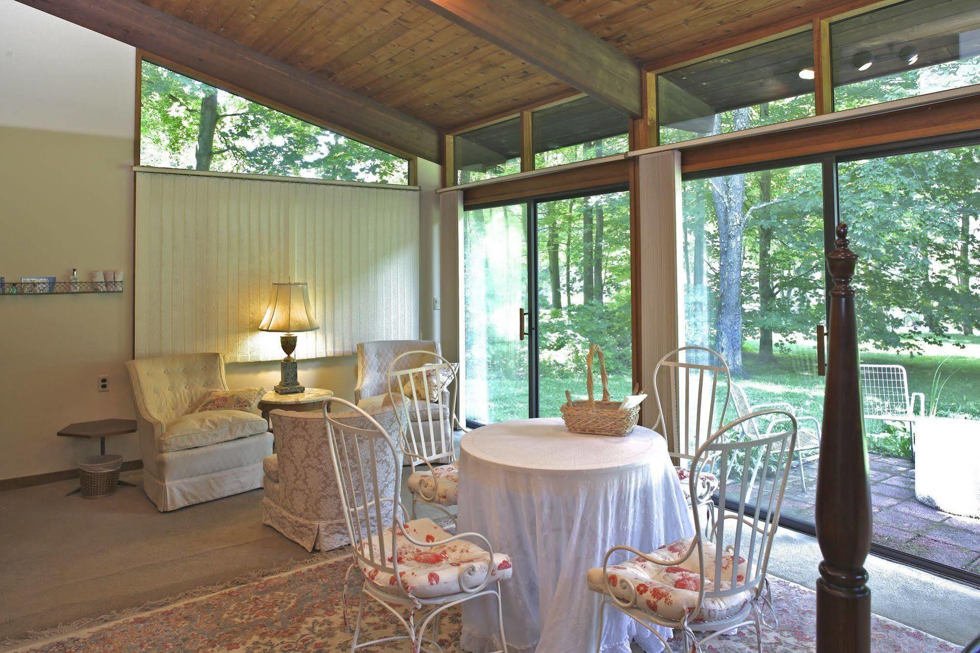 The Cottage Стокбридж Екстериор снимка