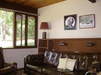 The Cottage Стокбридж Екстериор снимка